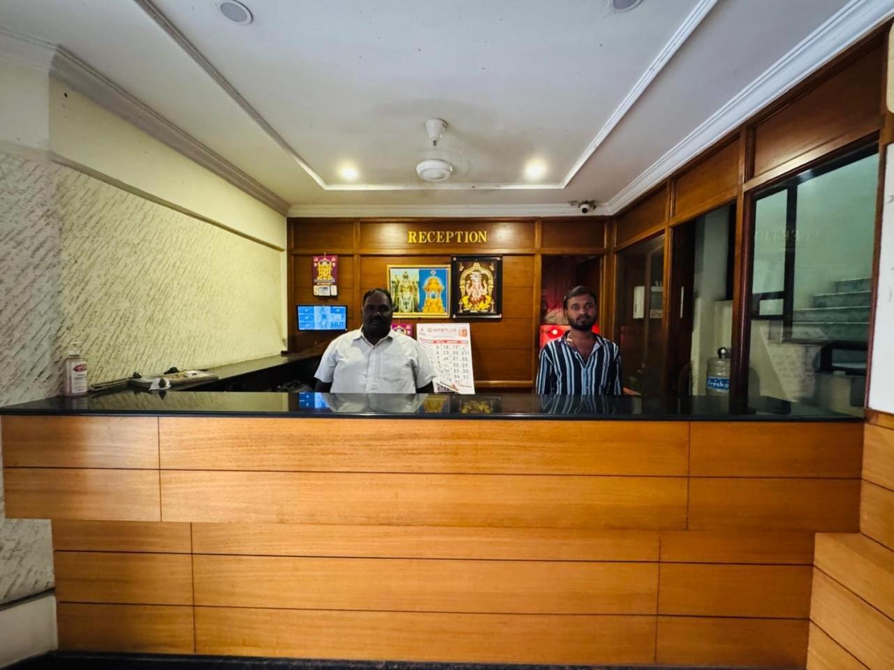 Hotel Priya Towers Namakkal Ngoại thất bức ảnh