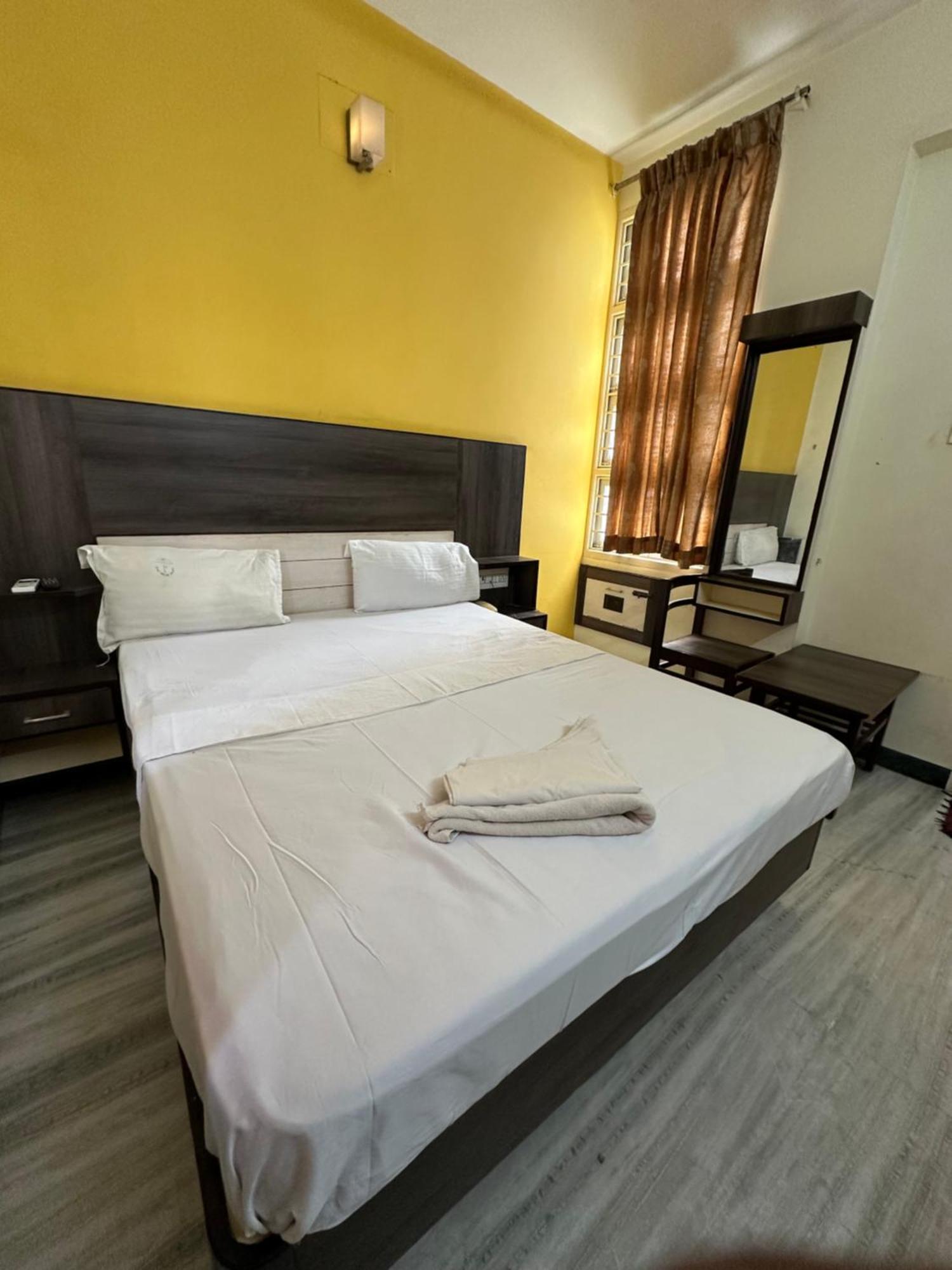 Hotel Priya Towers Namakkal Ngoại thất bức ảnh